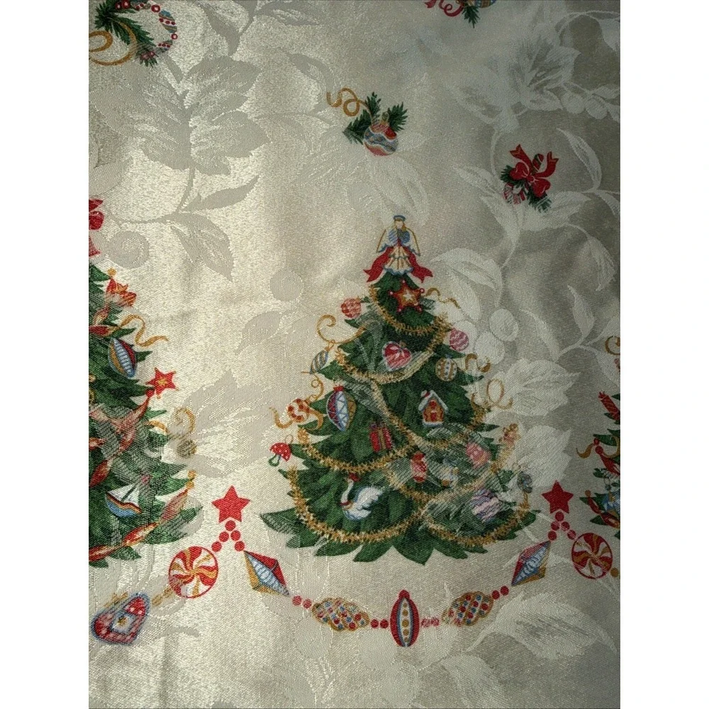 Vintage Christmas Tree Tablecloth Oblong Ivory‎ Satin Holiday Festive 58
